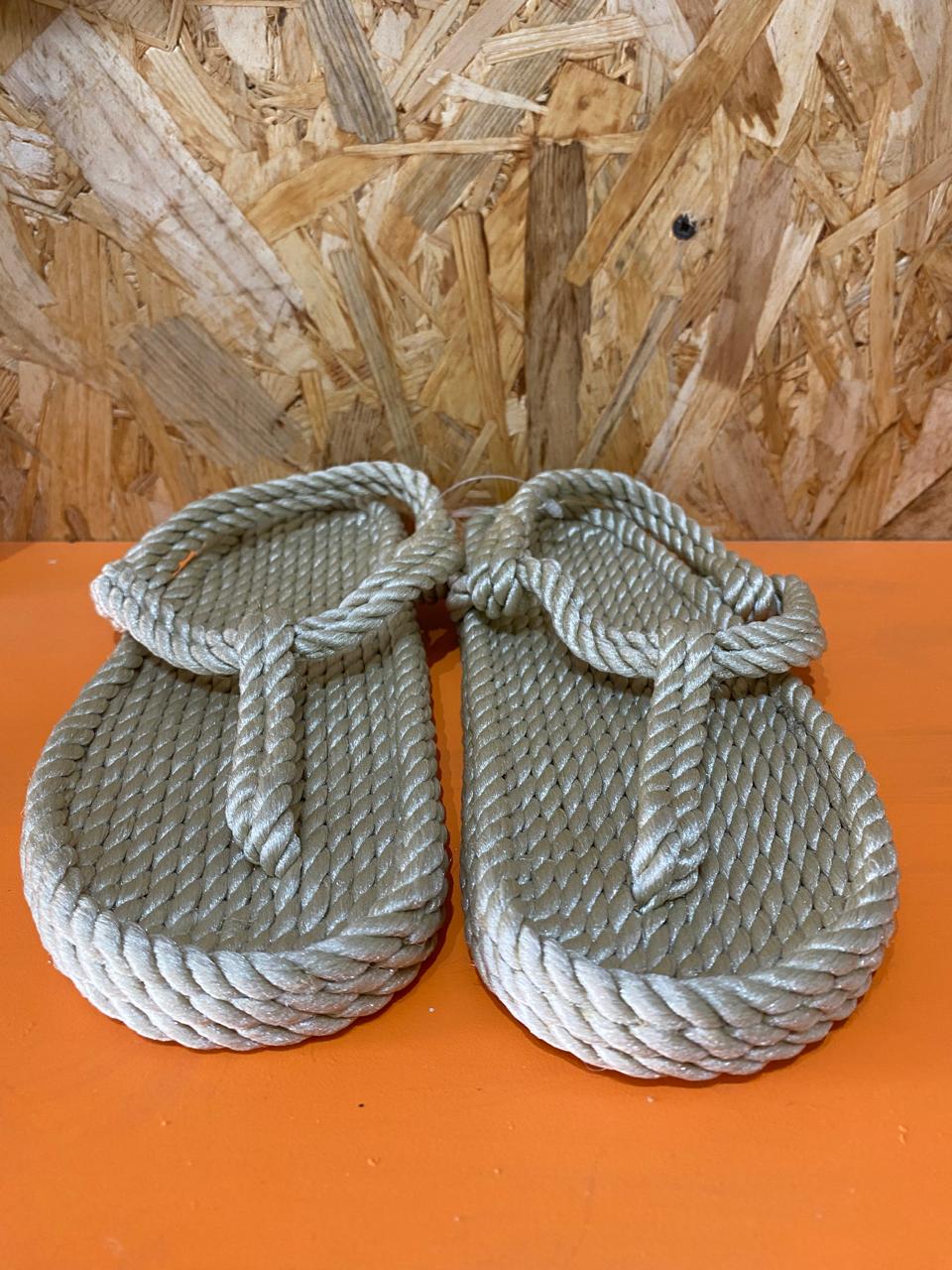 SANDALIAS